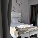 Lugas Miskolctapolca 2 Hálószoba Dézsa és Jakuzzi Közel A Barlangfürdőhöz * Miskolc