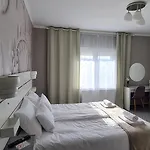Lugas Miskolctapolca 2 Hálószoba Dézsa és Jakuzzi Közel A Barlangfürdőhöz * Miskolc