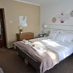 Appartement Lugas Miskolctapolca 2 Hálószoba Dézsa és Jakuzzi Közel A Barlangfürdőhöz *