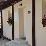 Lugas Miskolctapolca 2 Hálószoba Dézsa és Jakuzzi Közel A Barlangfürdőhöz Appartement *