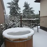 Lugas Miskolctapolca 2 Hálószoba Dézsa és Jakuzzi Közel A Barlangfürdőhöz Appartement