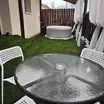 Lugas Miskolctapolca 2 Hálószoba Dézsa és Jakuzzi Közel A Barlangfürdőhöz Appartement