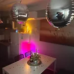 Lugas Miskolctapolca 2 Hálószoba Dézsa és Jakuzzi Közel A Barlangfürdőhöz Appartement *