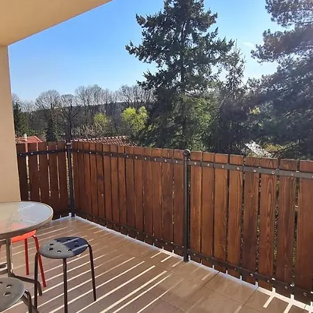 公寓 Lugas Miskolctapolca 2 Haloszoba 50m2 Dezsa Es Jakuzzi Koezel A Barlangfuerdohoez 米什科尔茨