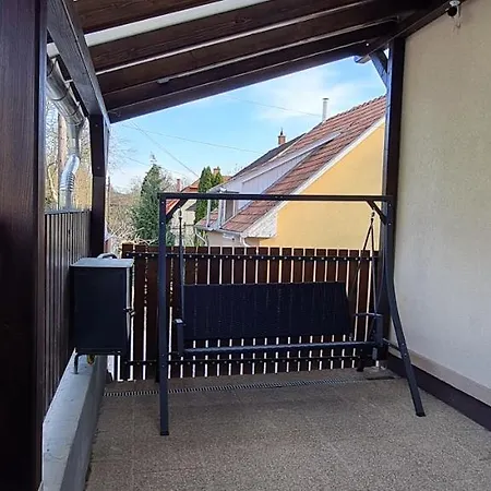 Apartment Lugas Miskolctapolca 2 Haloszoba Dezsa Es Jakuzzi Koezel A Barlangfuerdohoez Miskolc