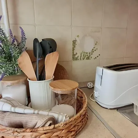 Apartament Lugas Miskolctapolca 2 Haloszoba 50m2 Dezsa Es Jakuzzi Koezel A Barlangfuerdohoez *