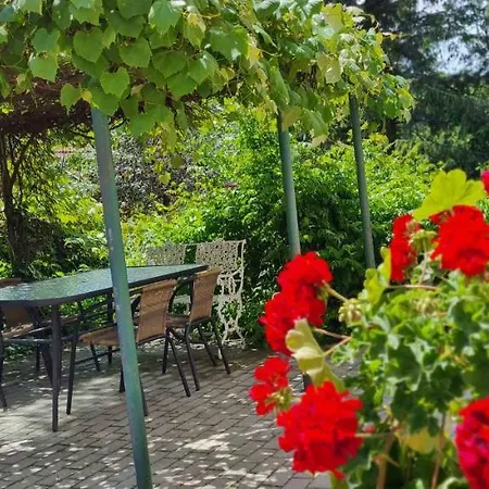 Lugas Miskolctapolca 2 Haloszoba Dezsa Es Jakuzzi Koezel A Barlangfuerdohoez Apartament