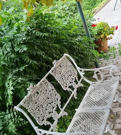 Lugas Miskolctapolca 2 Haloszoba Dezsa Es Jakuzzi Koezel A Barlangfuerdohoez * Miskolc