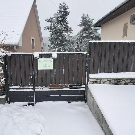 Lugas Miskolctapolca 2 Haloszoba Dezsa Es Jakuzzi Koezel A Barlangfuerdohoez Apartment *