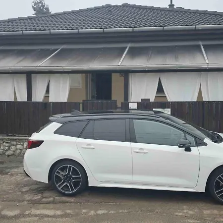 Lugas Miskolctapolca 2 Haloszoba Dezsa Es Jakuzzi Koezel A Barlangfuerdohoez Miskolc