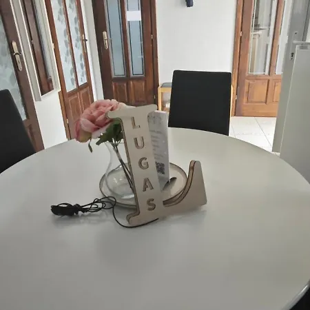 Apartament Lugas Miskolctapolca 2 Haloszoba Dezsa Es Jakuzzi Koezel A Barlangfuerdohoez *