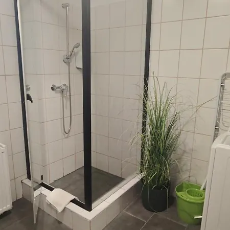 Lugas Miskolctapolca 2 Haloszoba 50m2 Dezsa Es Jakuzzi Koezel A Barlangfuerdohoez Apartment *