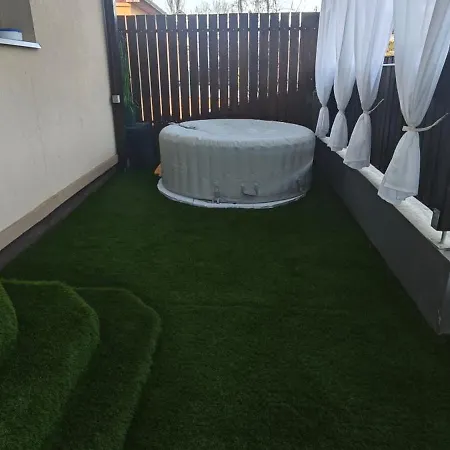 Lugas Miskolctapolca 2 Haloszoba 50m2 Dezsa Es Jakuzzi Koezel A Barlangfuerdohoez Appartement *