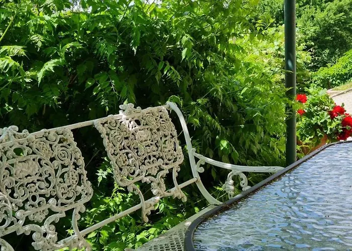 Lugas Miskolctapolca 2 Haloszoba 50m2 Dezsa Es Jakuzzi Koezel A Barlangfuerdohoez *