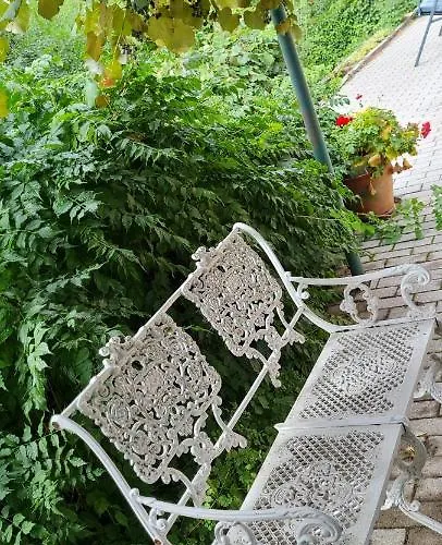 Lugas Miskolctapolca 2 Haloszoba 50m2 Dezsa Es Jakuzzi Koezel A Barlangfuerdohoez * Мишкольц