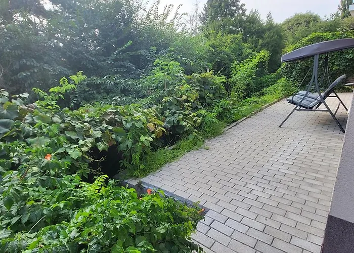 Lugas Miskolctapolca 2 Haloszoba 50m2 Dezsa Es Jakuzzi Koezel A Barlangfuerdohoez Apartment