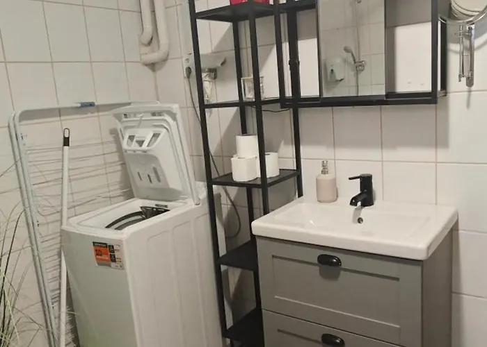 Lugas Miskolctapolca 2 Haloszoba 50m2 Dezsa Es Jakuzzi Koezel A Barlangfuerdohoez Apartment *